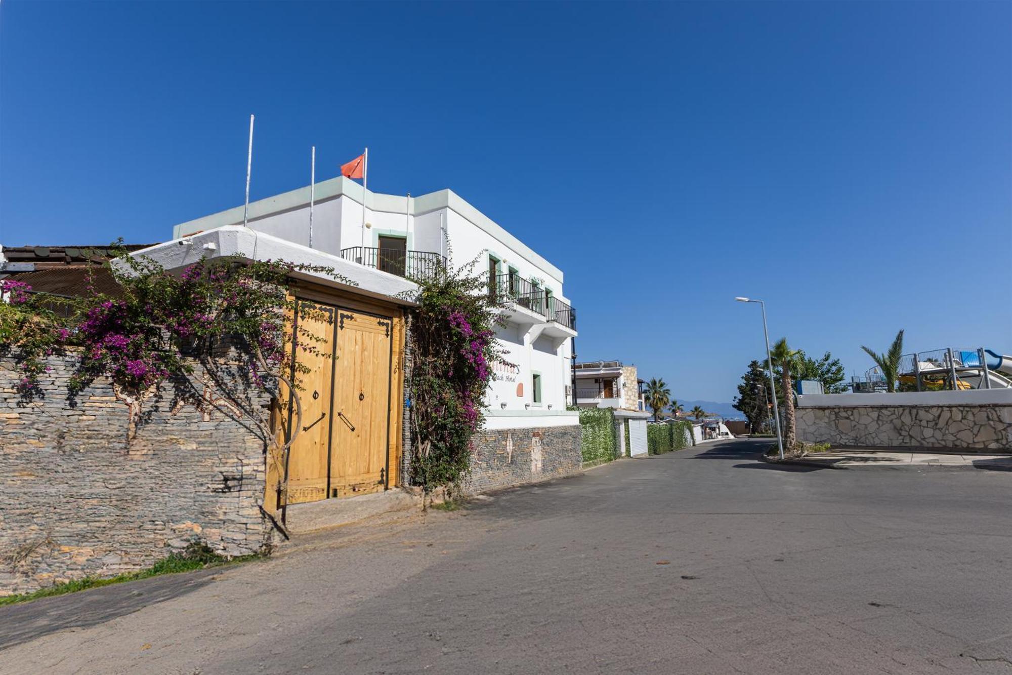 Salinas Beach Hotel Bodrum-Boutique Concept Gumbet ภายนอก รูปภาพ