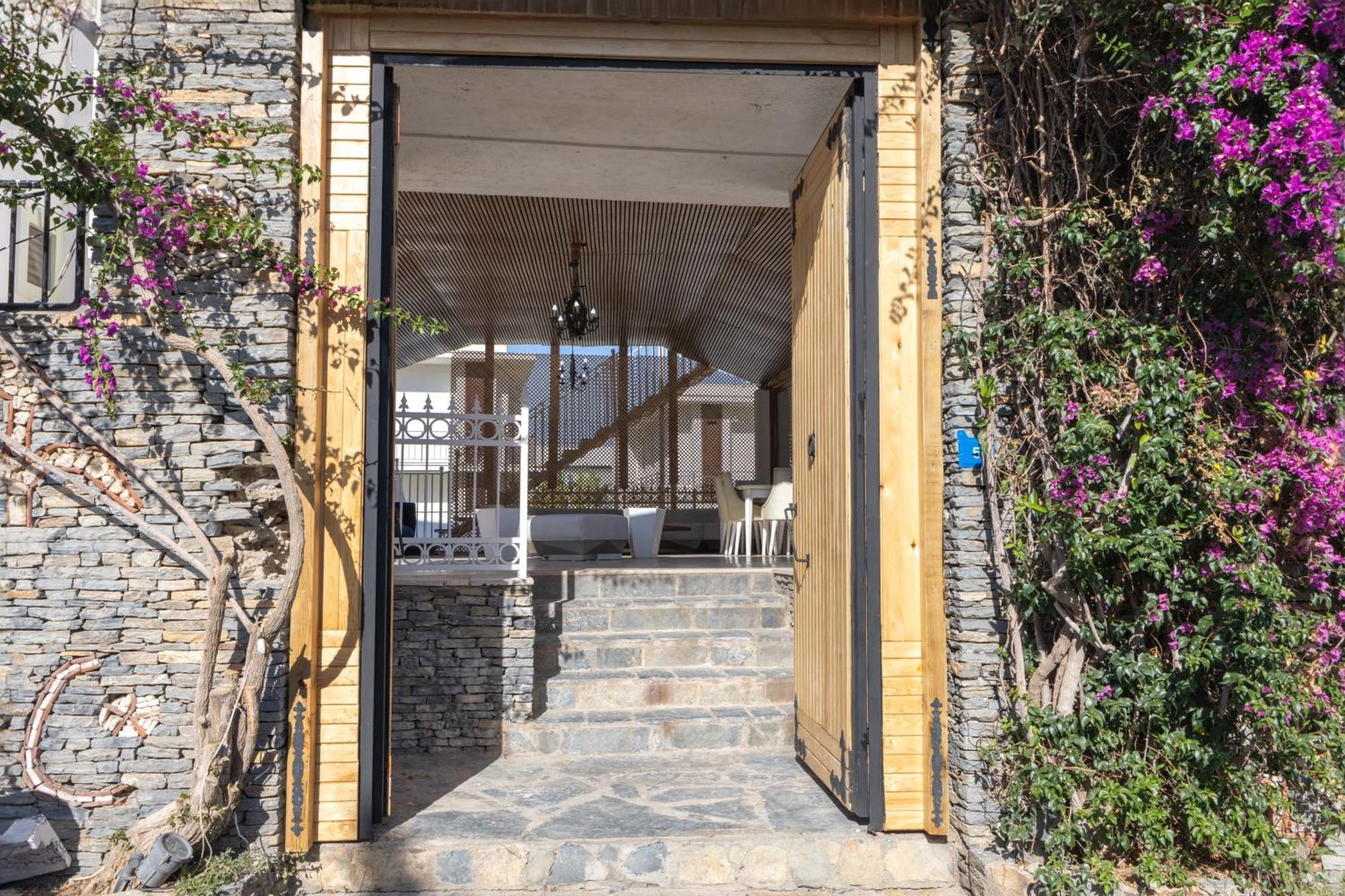 Salinas Beach Hotel Bodrum-Boutique Concept Gumbet ภายนอก รูปภาพ